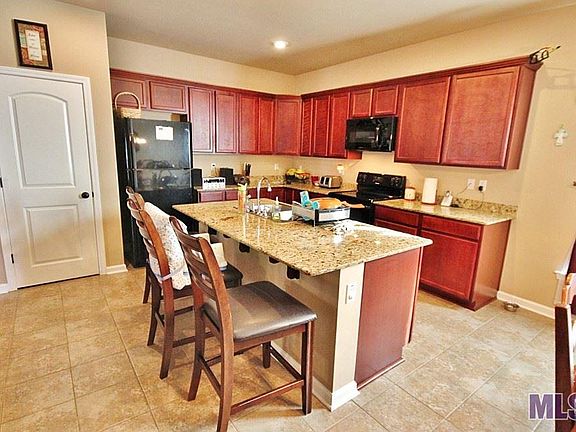 4th image of 37191 Market Place Dr