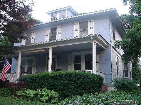 1st image of 28 E Carver St