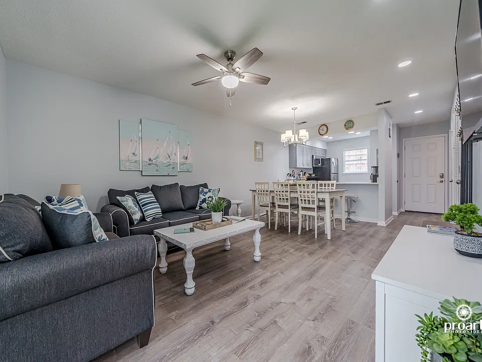 97 Cross Creek Rd #25