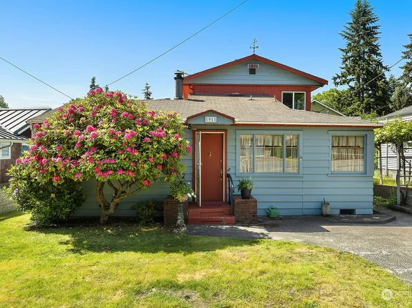 1911 N 137th Street, Seattle, WA 98133