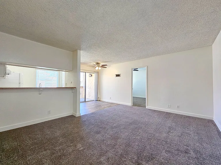 Lake Meadows Apartments — Photo 64