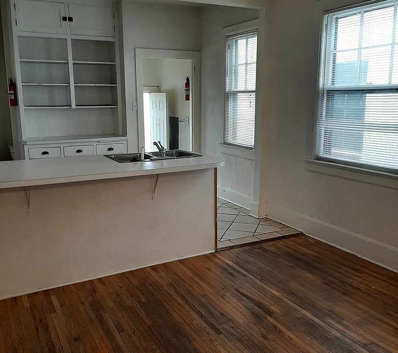 1st image of 724 16th St #5