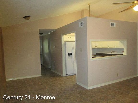 4th image of 524 Woodhaven Dr