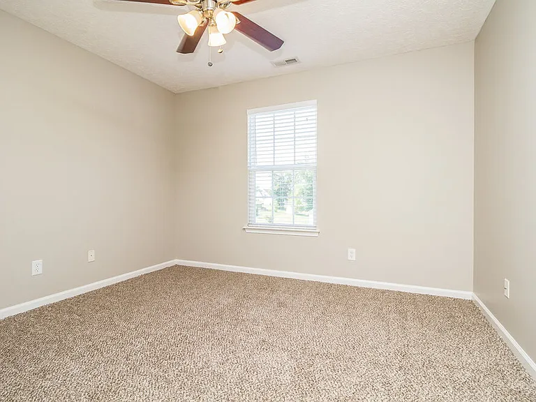 328 Slippery Rock Dr — Photo 13
