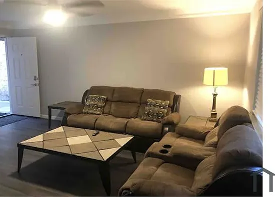 3834 Kensingwood Trce — Photo 1