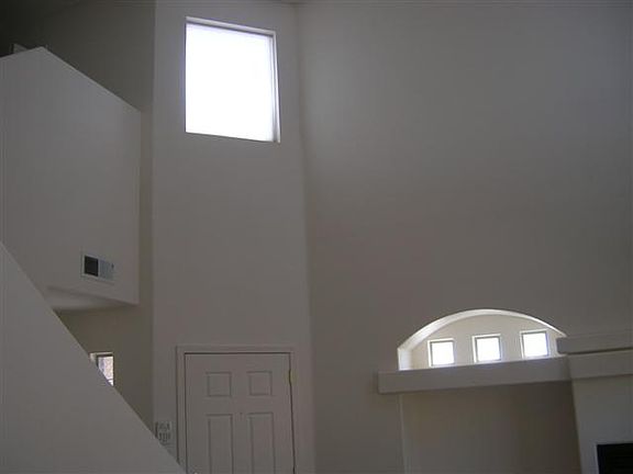 3rd image of 7123 Calle Alegria NE