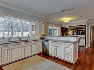 5815 Masters Ct, Charlotte, NC 28226