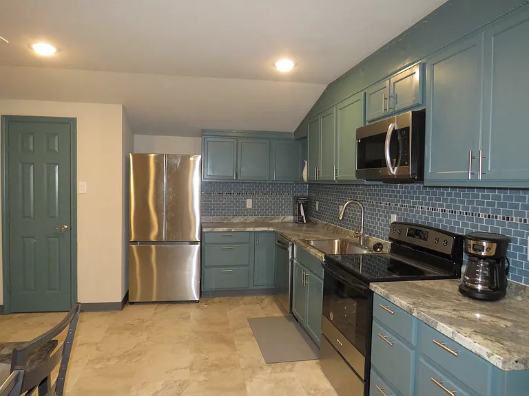 12069 Joyce Ln — Photo 30