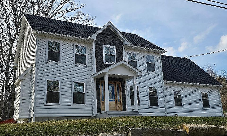 1st image of 21 Oakwood Ave