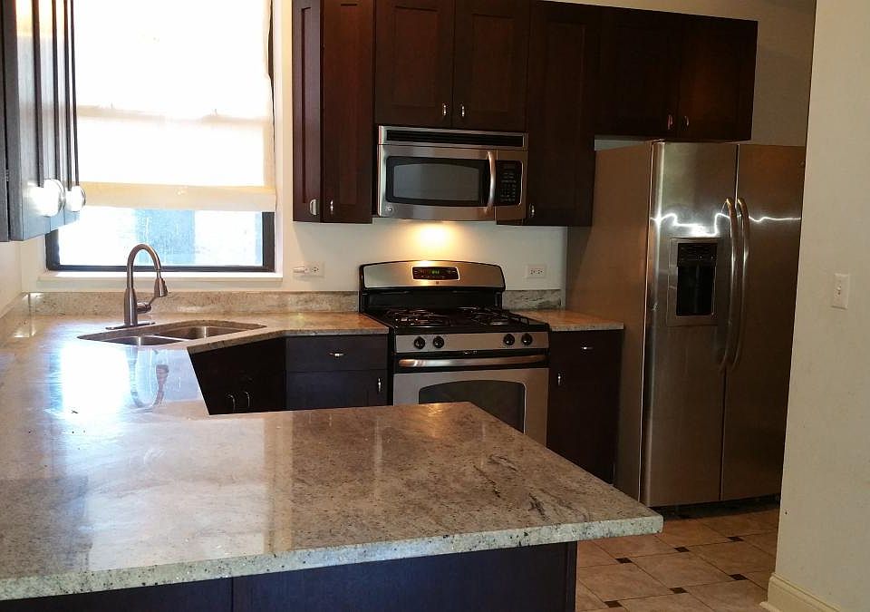 1st image of 4715 S Michigan Ave APT 1N