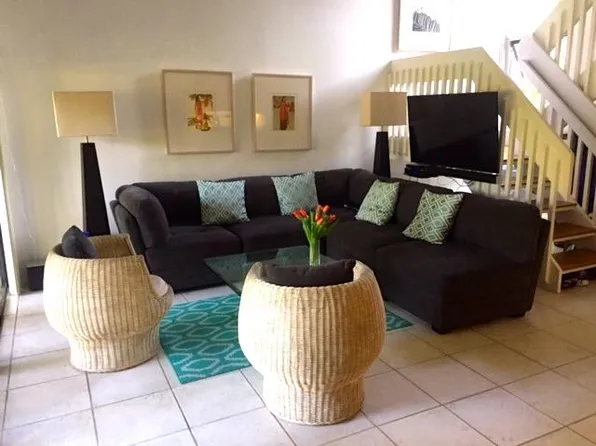 445 Kawailoa Rd APT 4, Kailua, HI 96734