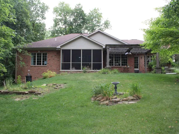 105 Wabash Valley Dr, Geneva, IN 46740