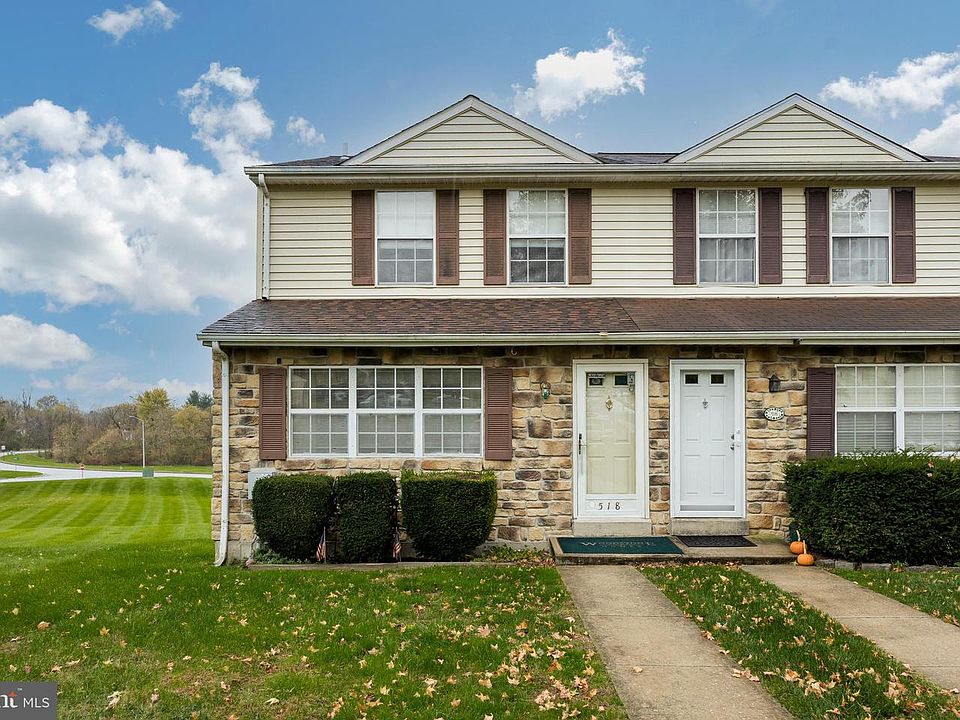 1st image of 518 Lancaster Ct