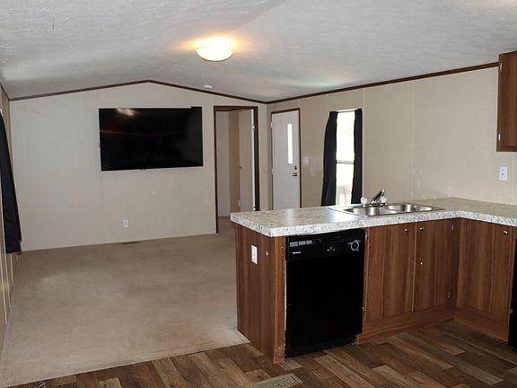3rd image of 200 N 35th Ave #220