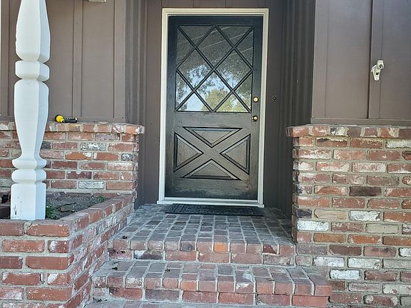 5th image of 4916 Briggs Ave
