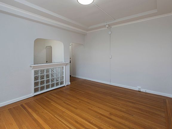 4th image of 565 Geary St #207