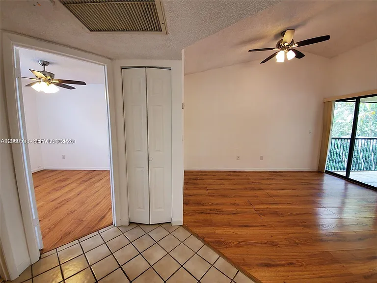 805 N Franklin Ave #805L — Photo 9