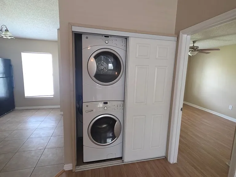 3651 N Goldenrod Rd #208 — Photo 12