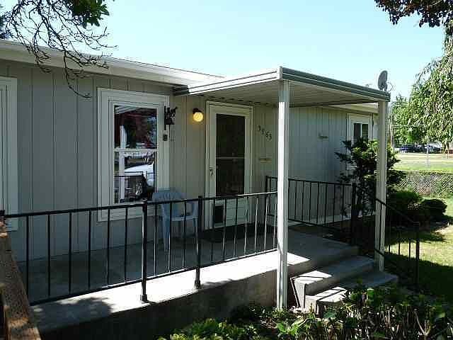 2nd image of 5865 Gray St