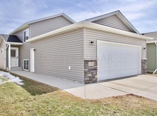 4934 55th St S, Fargo, ND 58104
