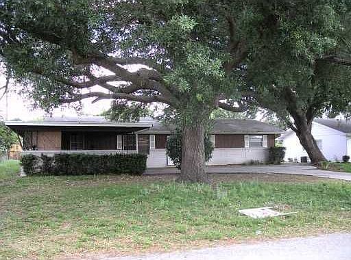 1st image of 137 Poe Dr