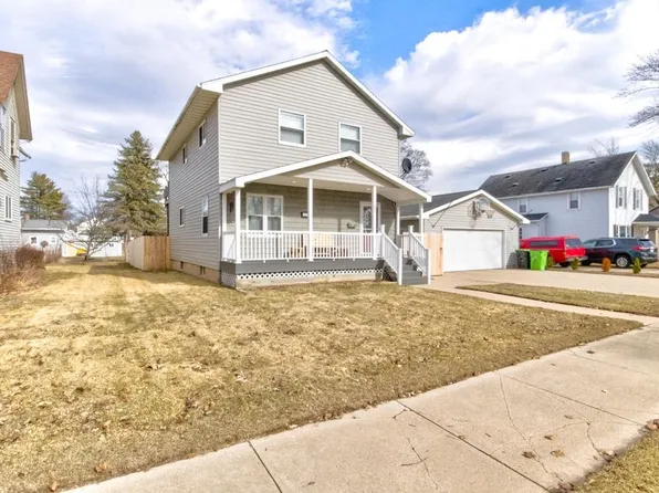 228 N Franklin St, Oconto Falls, WI 54154
