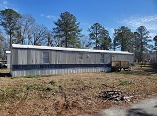 107 Amberwood Ln, New Bern, NC 28562