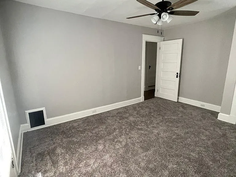 2348 Highland Ave — Photo 3