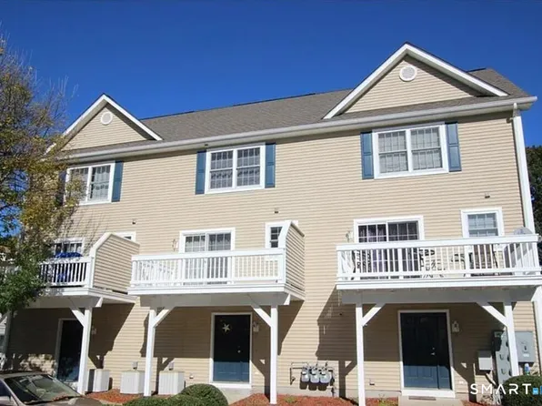 29 Town Hill Avenue #7, Danbury, CT 06810