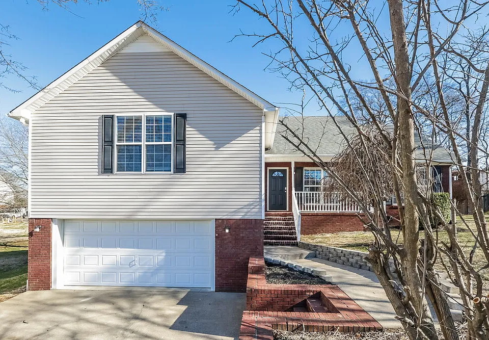 2920 Bragg Ct