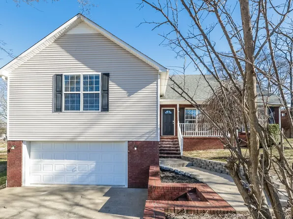 2920 Bragg Ct, Spring Hill, TN 37174