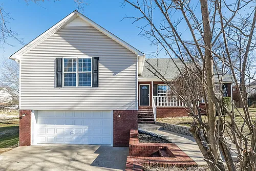 2920 Bragg Ct Photo 1