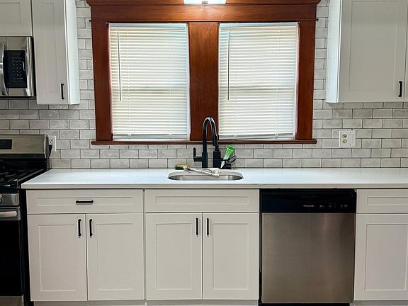 5th image of 324 Welsh St