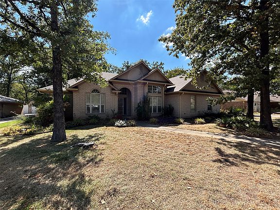 2nd image of 1328 Azalea Dr