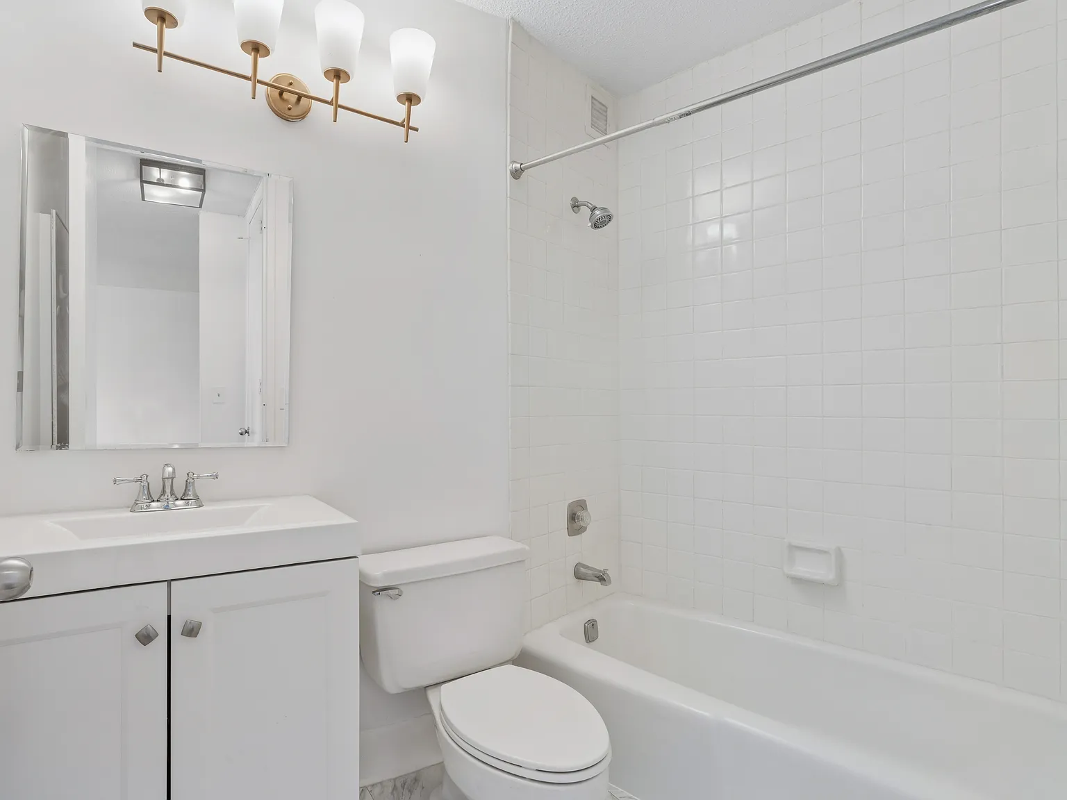 5 East 22nd Street — Photo 4