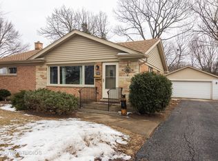 277 N Linden Ave, Palatine, IL 60074