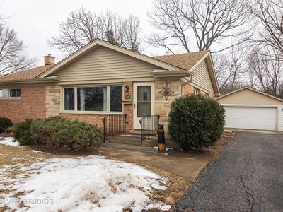 277 N Linden Ave, Palatine, IL, 60074