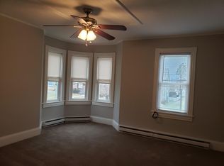 712 Main St, Tatamy, PA 18085
