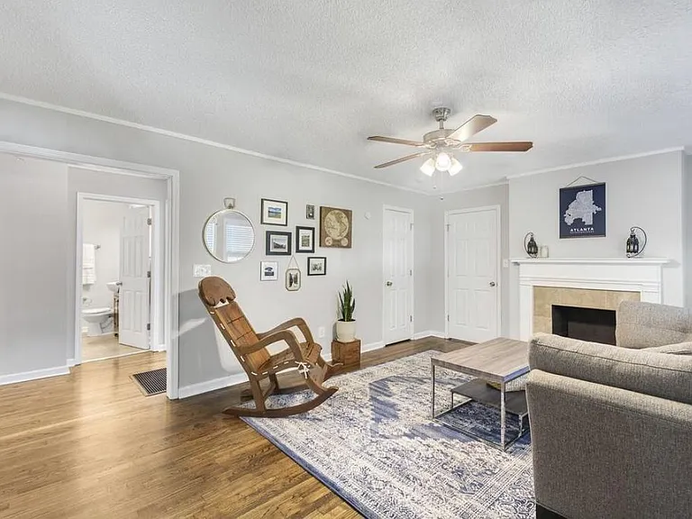 1352 Lockhaven Cir SW — Photo 3