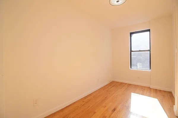 Rented by Triplemint | media 14