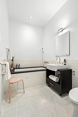 Rented by Compass | media 26