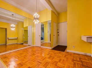 102-55 67th Dr, Forest Hills, NY 11375