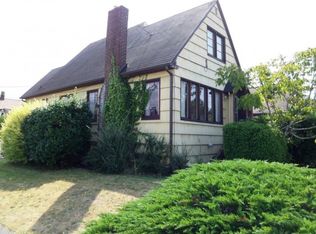 6556 Dibble Ave NW, Seattle, WA 98117