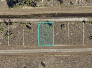 1113 Easton St E, Lehigh Acres, FL 33974