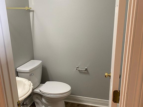 5th image of 3877 Sugar Creek Dr #0