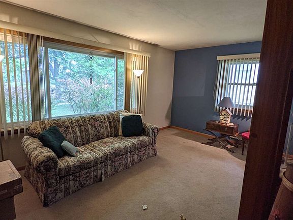 4th image of 3807 Oklahoma Dr