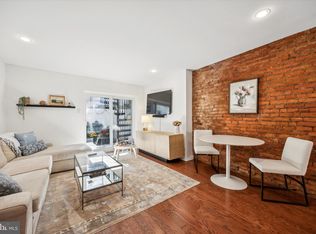 2210 Kater St, Philadelphia, PA 19146