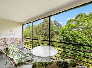 2324 S Cypress Bend Dr APT 315, Pompano Beach, FL 33069