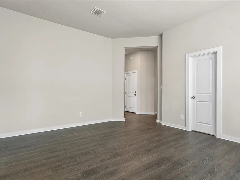 216 Upland Dr — Photo 16