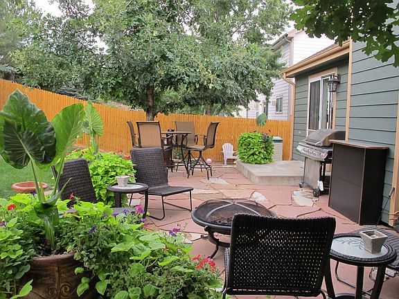 Flagstone patio